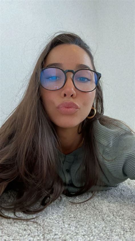 karlee gret|That after pregnancy glow. : r/KarleeGreyX .